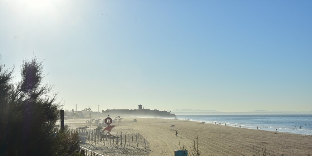 Praia de Carcavelos, em Cascais, Portugal