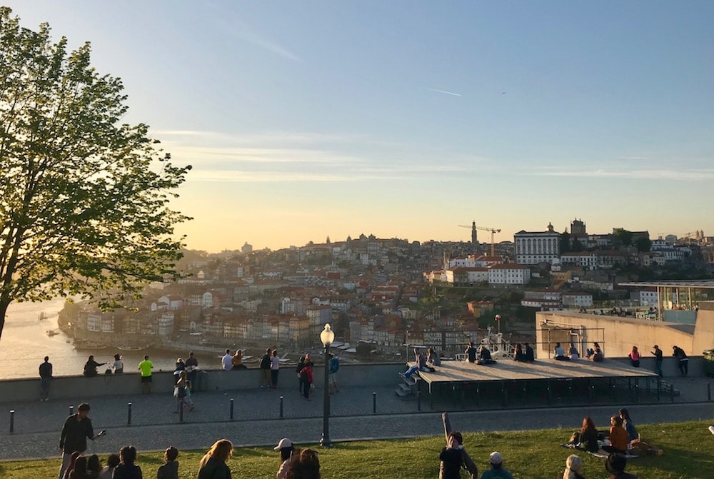 Jardim do Morro e a vista para o Porto