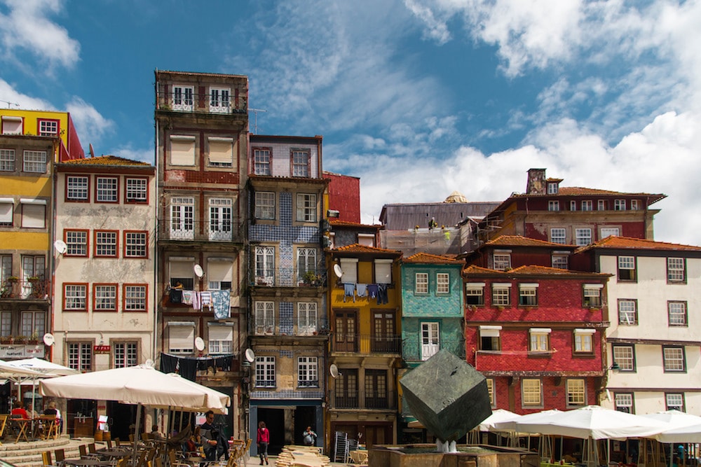 prédios tradicionais do Porto, Portugal